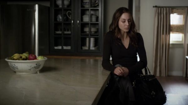 PLL_S04E20_720p_JACK_Up_DownloadSeriesHere_1372.jpg