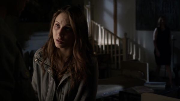 PLL_S04E20_720p_JACK_Up_DownloadSeriesHere_2399.jpg