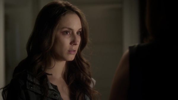 PLL_S04E20_720p_JACK_Up_DownloadSeriesHere_2430.jpg