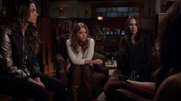 PLL_S04E21_720p_JACK_Up_DownloadSeriesHere_0084.jpg