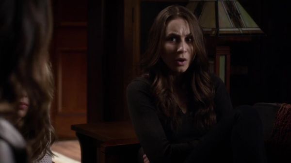 PLL_S04E21_720p_JACK_Up_DownloadSeriesHere_0092.jpg