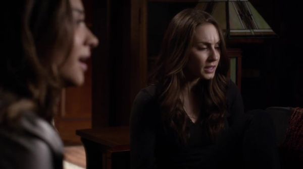 PLL_S04E21_720p_JACK_Up_DownloadSeriesHere_0093.jpg