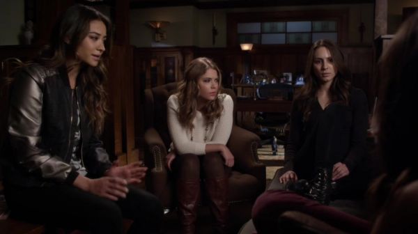 PLL_S04E21_720p_JACK_Up_DownloadSeriesHere_0103.jpg