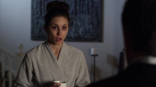 PLL_S04E21_720p_JACK_Up_DownloadSeriesHere_0336.jpg