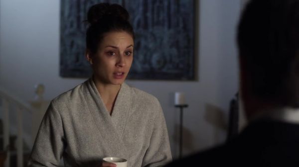 PLL_S04E21_720p_JACK_Up_DownloadSeriesHere_0337.jpg