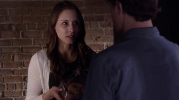 PLL_S04E21_720p_JACK_Up_DownloadSeriesHere_0606.jpg