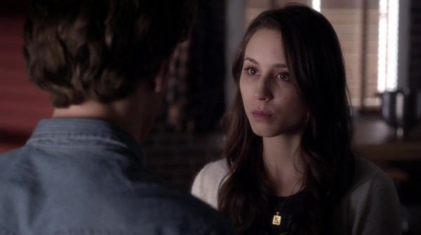 PLL_S04E21_720p_JACK_Up_DownloadSeriesHere_0659.jpg