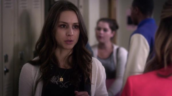 PLL_S04E21_720p_JACK_Up_DownloadSeriesHere_1157.jpg