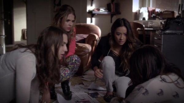 PLL_S04E21_720p_JACK_Up_DownloadSeriesHere_1178.jpg