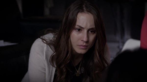 PLL_S04E21_720p_JACK_Up_DownloadSeriesHere_1183.jpg