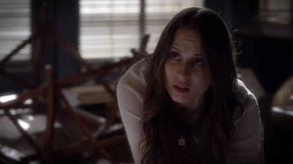 PLL_S04E21_720p_JACK_Up_DownloadSeriesHere_1213.jpg