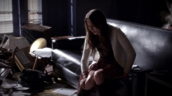 PLL_S04E21_720p_JACK_Up_DownloadSeriesHere_1234.jpg