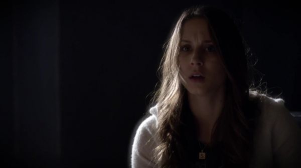 PLL_S04E21_720p_JACK_Up_DownloadSeriesHere_1242.jpg