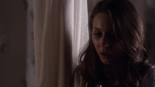 PLL_S04E21_720p_JACK_Up_DownloadSeriesHere_1417.jpg