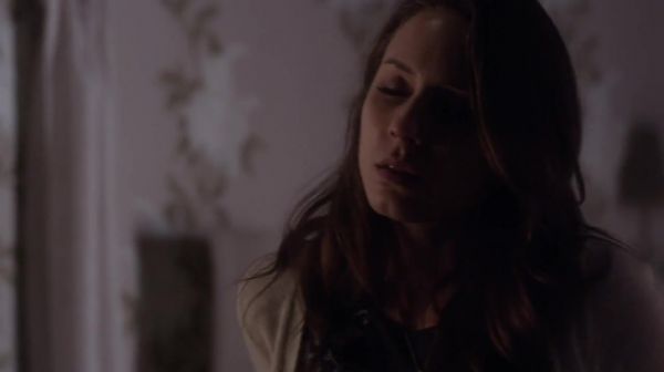 PLL_S04E21_720p_JACK_Up_DownloadSeriesHere_1420.jpg