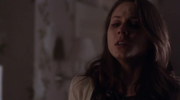 PLL_S04E21_720p_JACK_Up_DownloadSeriesHere_1427.jpg