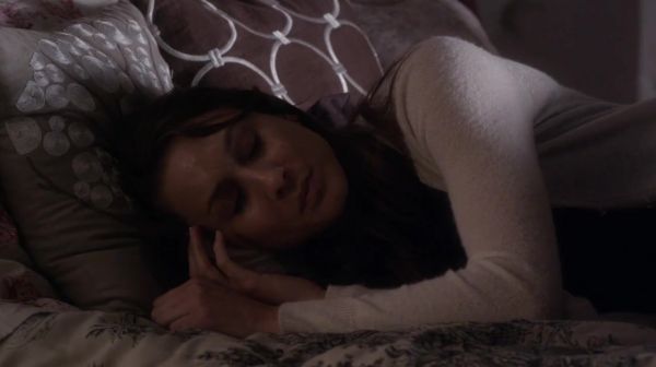 PLL_S04E21_720p_JACK_Up_DownloadSeriesHere_1434.jpg