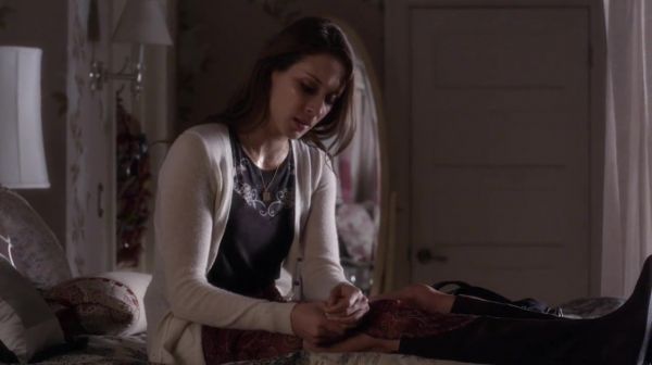 PLL_S04E21_720p_JACK_Up_DownloadSeriesHere_1451.jpg