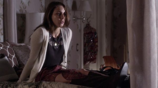 PLL_S04E21_720p_JACK_Up_DownloadSeriesHere_1470.jpg