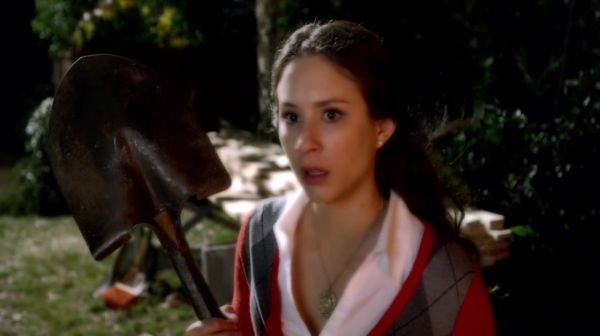PLL_S04E21_720p_JACK_Up_DownloadSeriesHere_1873.jpg