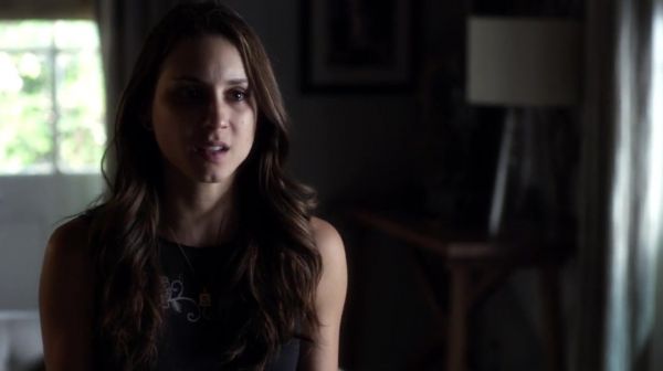 PLL_S04E21_720p_JACK_Up_DownloadSeriesHere_1902.jpg