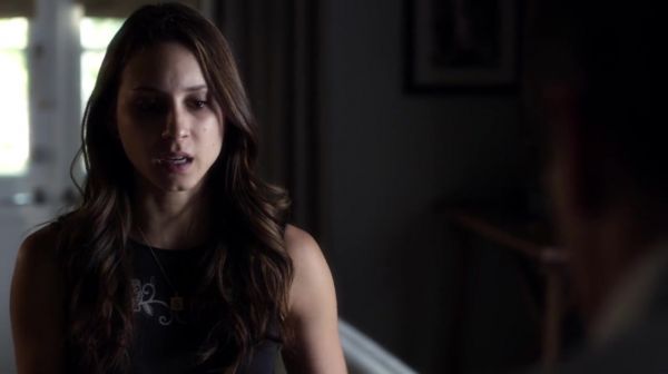PLL_S04E21_720p_JACK_Up_DownloadSeriesHere_1909.jpg