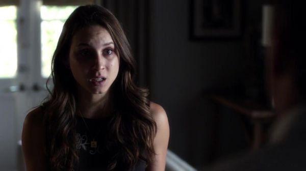PLL_S04E21_720p_JACK_Up_DownloadSeriesHere_1921.jpg