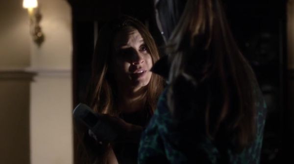 PLL_S04E21_720p_JACK_Up_DownloadSeriesHere_2188.jpg