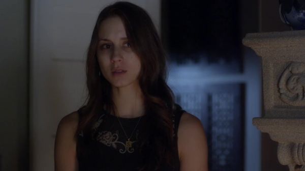 PLL_S04E21_720p_JACK_Up_DownloadSeriesHere_2425.jpg