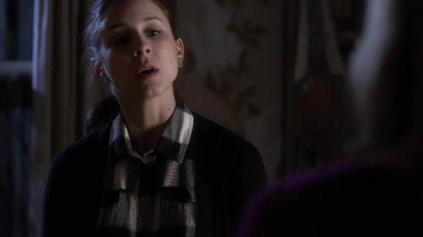 PLL_S04E22_720p_JACK_Up_DownloadSeriesHere_0087.jpg