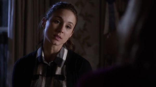 PLL_S04E22_720p_JACK_Up_DownloadSeriesHere_0095.jpg