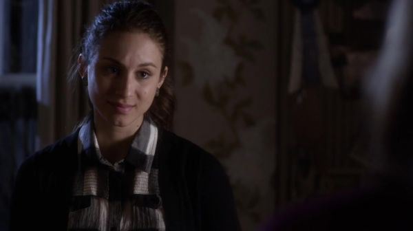 PLL_S04E22_720p_JACK_Up_DownloadSeriesHere_0103.jpg