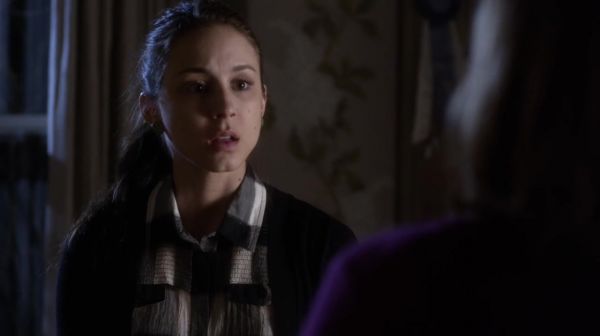 PLL_S04E22_720p_JACK_Up_DownloadSeriesHere_0129.jpg