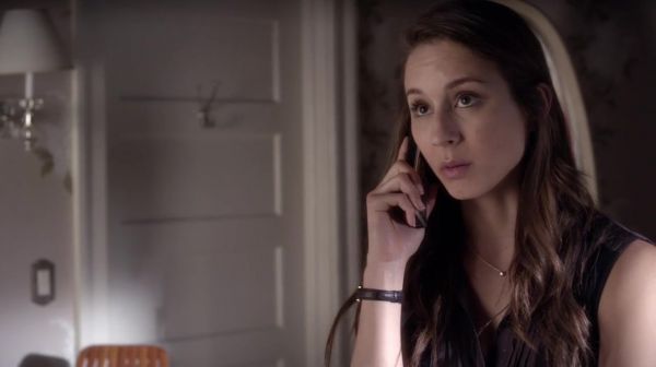 PLL_S04E22_720p_JACK_Up_DownloadSeriesHere_1029.jpg