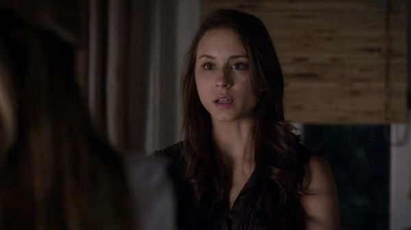 PLL_S04E22_720p_JACK_Up_DownloadSeriesHere_1271.jpg