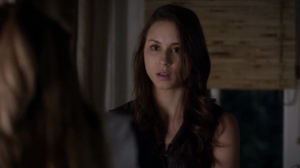 PLL_S04E22_720p_JACK_Up_DownloadSeriesHere_1279.jpg