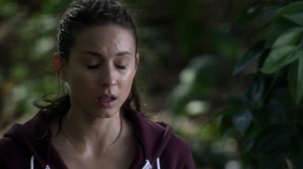 PLL_S04E22_720p_JACK_Up_DownloadSeriesHere_1564.jpg