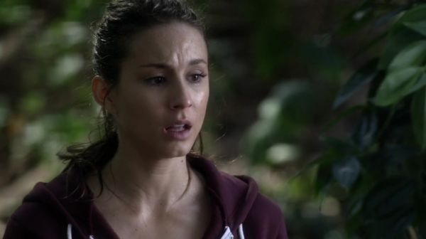 PLL_S04E22_720p_JACK_Up_DownloadSeriesHere_1573.jpg
