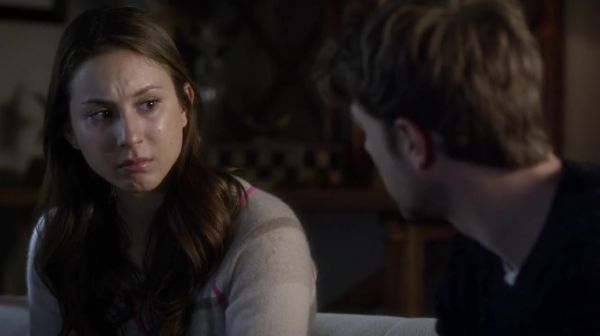 PLL_S04E22_720p_JACK_Up_DownloadSeriesHere_1624.jpg