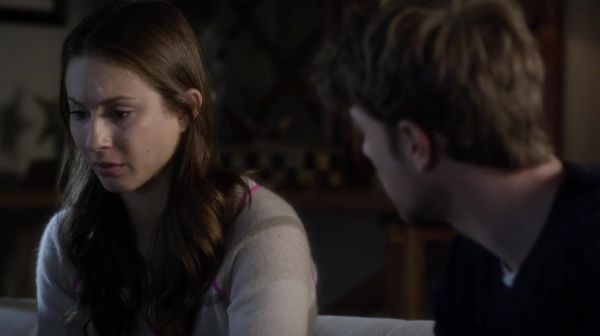 PLL_S04E22_720p_JACK_Up_DownloadSeriesHere_1630.jpg