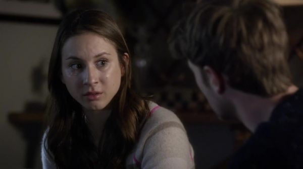 PLL_S04E22_720p_JACK_Up_DownloadSeriesHere_1651.jpg