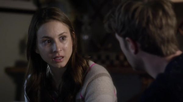 PLL_S04E22_720p_JACK_Up_DownloadSeriesHere_1654.jpg