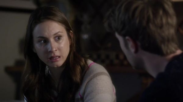 PLL_S04E22_720p_JACK_Up_DownloadSeriesHere_1655.jpg