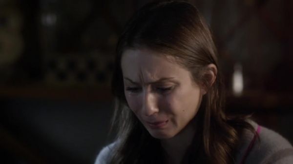 PLL_S04E22_720p_JACK_Up_DownloadSeriesHere_1663.jpg