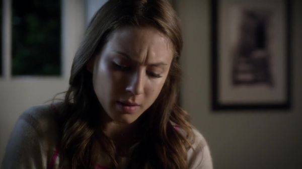 PLL_S04E22_720p_JACK_Up_DownloadSeriesHere_1703.jpg