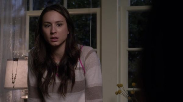 PLL_S04E22_720p_JACK_Up_DownloadSeriesHere_2244.jpg