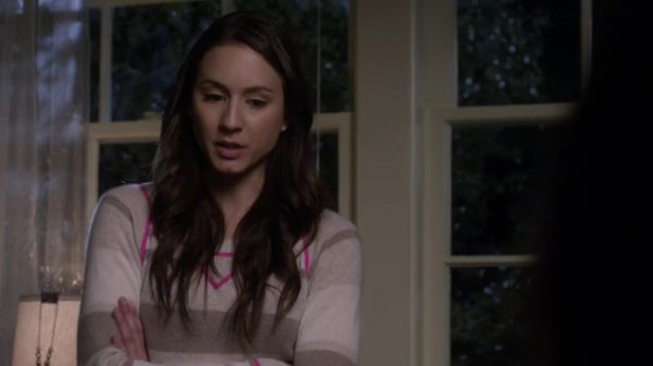 PLL_S04E22_720p_JACK_Up_DownloadSeriesHere_2265.jpg