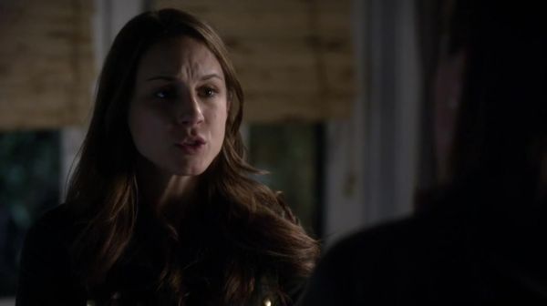 PLL_S04E22_720p_JACK_Up_DownloadSeriesHere_2454.jpg