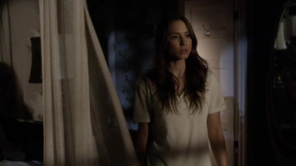 PLL_S04E22_720p_JACK_Up_DownloadSeriesHere_2501.jpg