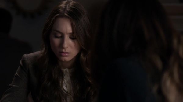 PLL_S04E23_720p_JACK_Up_DownloadSeriesHere_0156.jpg